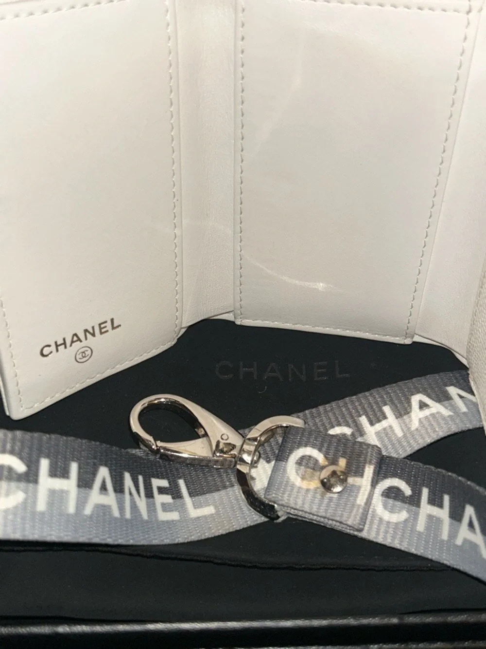CHANEL White Quilted Caviar Classique Small Flap Wallet with CC Logo